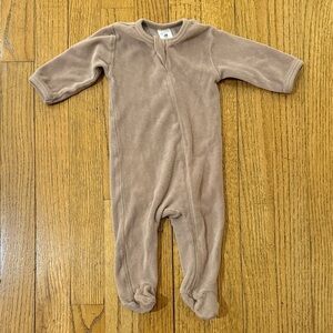 Kate Quinn Soft Brown Kids Footie 0-3 months